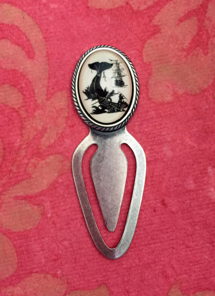 MOBY DICK Silhouette Bookmark