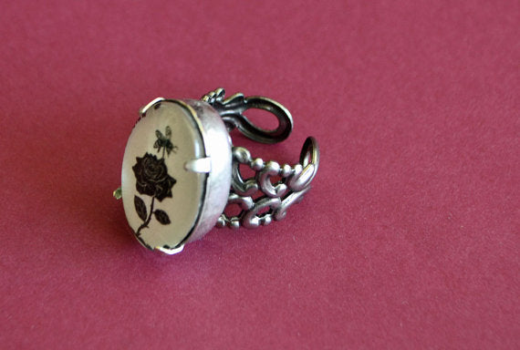 The BEE and the ROSE Ring - Silhouette Jewelry