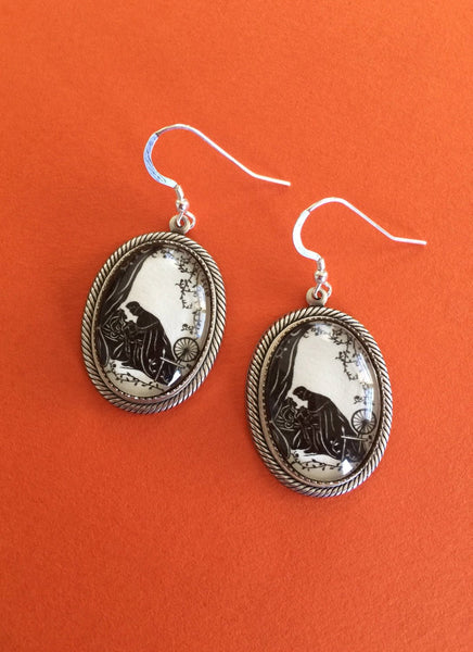 SLEEPING BEAUTY Earrings - Silhouette Jewelry