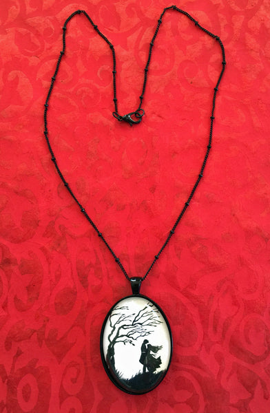 WUTHERING HEIGHTS Necklace, pendant on chain - Silhouette Jewelry