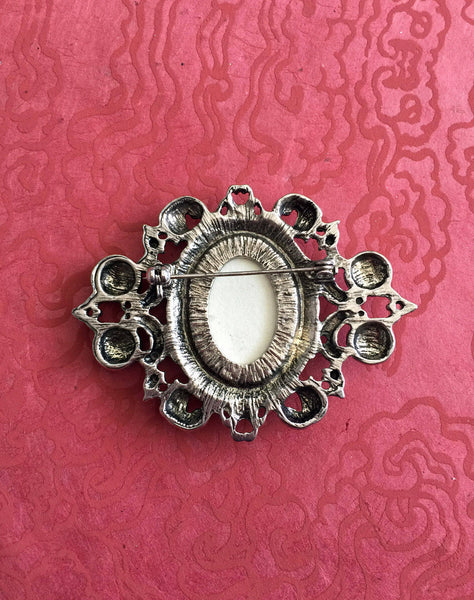 ALICE in WONDERLAND Brooch - Silhouette Jewelry