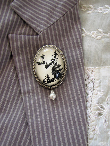 PETER PAN Brooch - Silhouette Jewelry