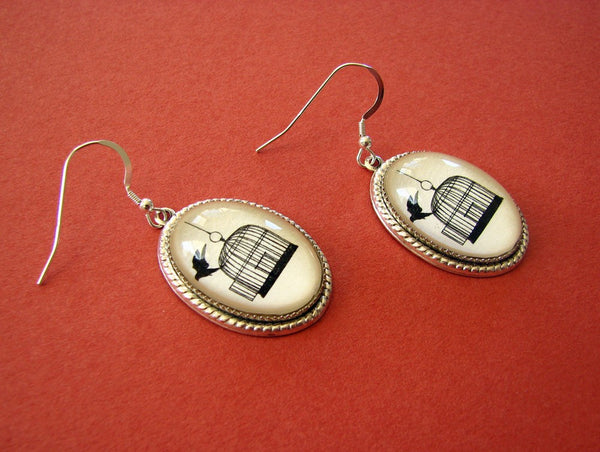 BACK WHERE You BELONG Earrings - Silhouette Jewelry