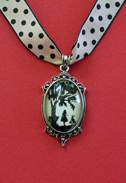 ALICE IN WONDERLAND Choker Necklace, pendant on ribbon - Silhouette Jewelry