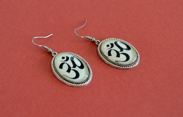 OM SYMBOL Earrings - Silhouette Jewelry