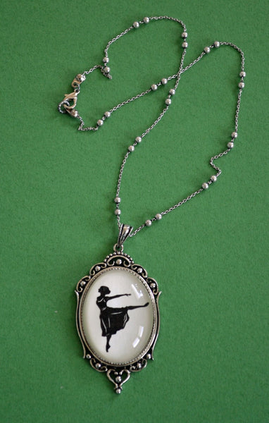 MARGOT FONTEYN Necklace, pendant on chain - Silhouette Jewelry