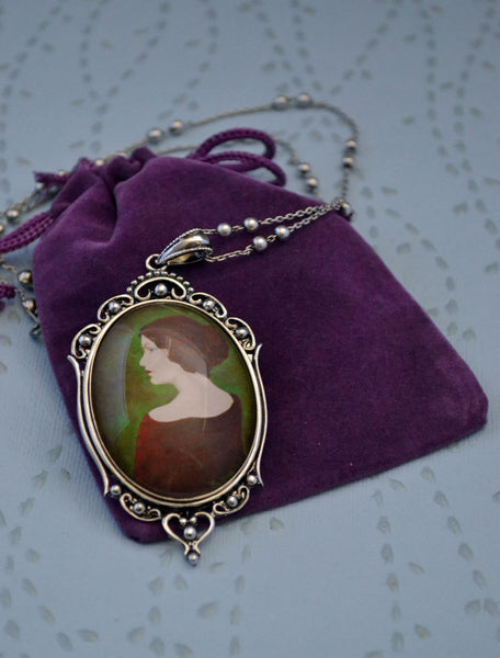 JANE EYRE Necklace - pendant on chain
