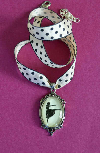 MARGOT FONTEYN Choker Necklace - pendant on ribbon - Silhouette Jewelry