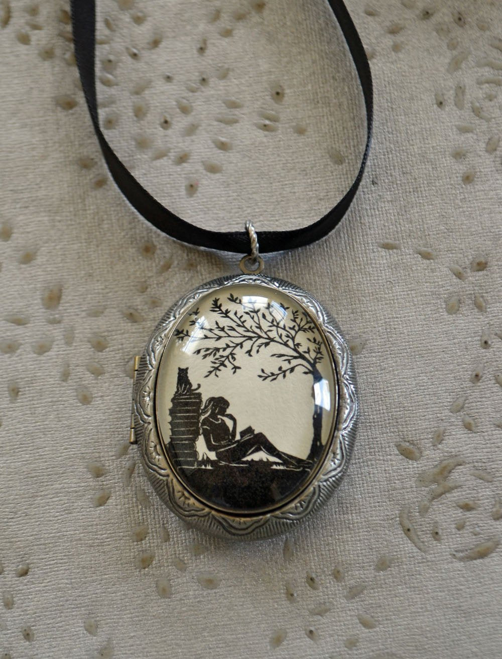 AFTERNOON READING in the PARK Locket Necklace - locket pendant on ribbon - Silhouette Jewelry