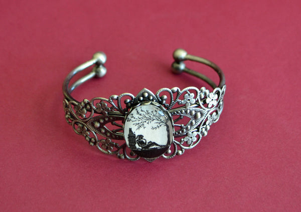 AFTERNOON READING in the PARK Bracelet - Silhouette Jewelry