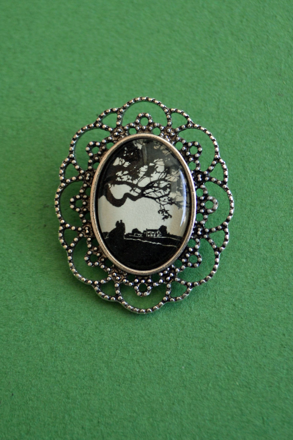 GONE WITH the WIND Brooch - Silhouette Jewelry